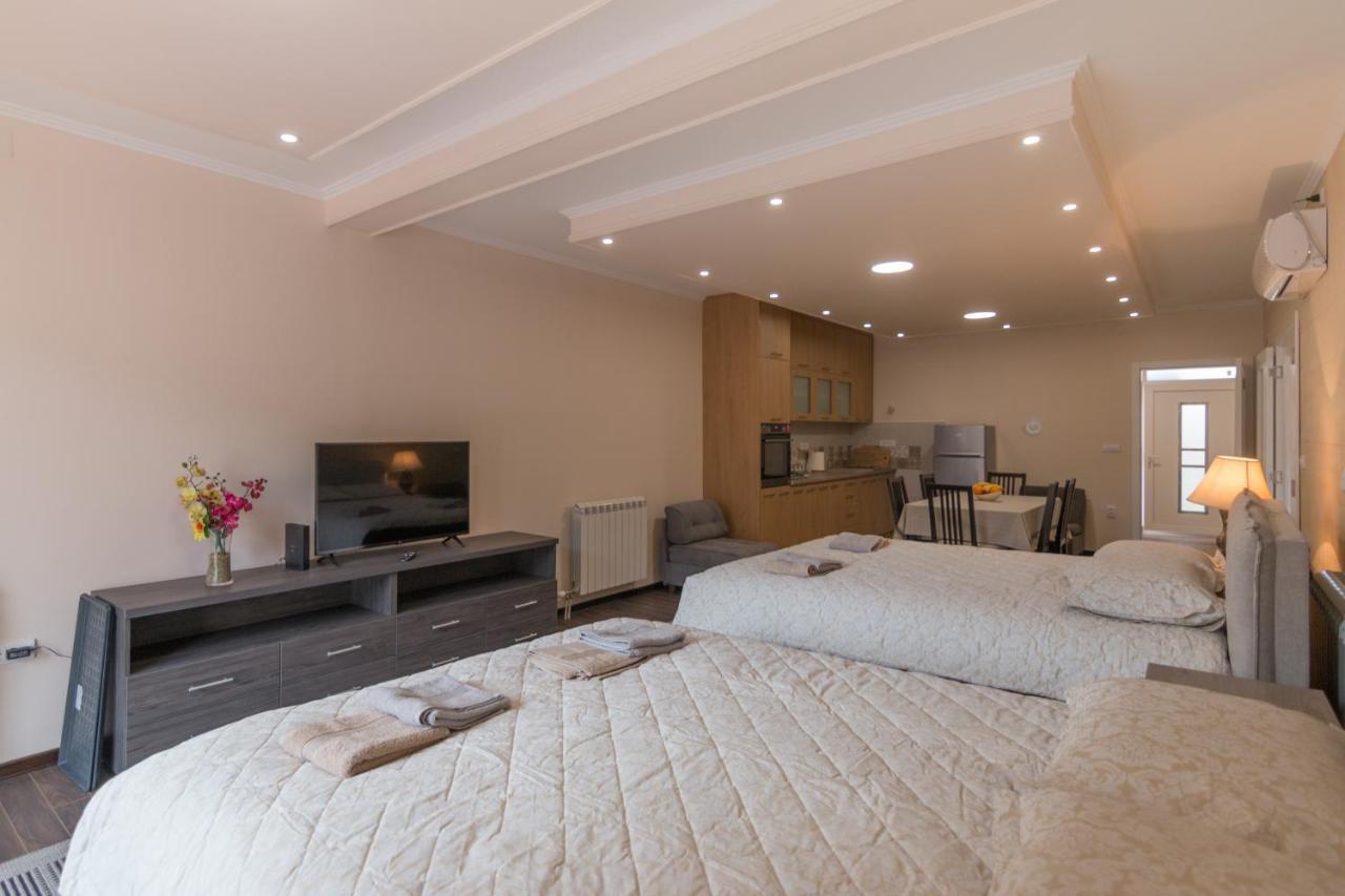 Apartment Lili Баина-Башта Экстерьер фото