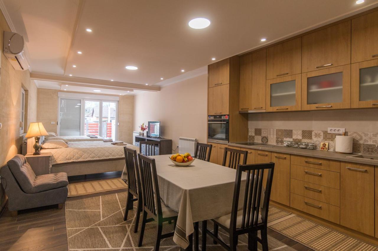 Apartment Lili Баина-Башта Экстерьер фото